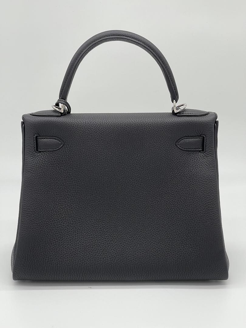 Kelly 28 Togo Noir Palladium Hardware Kelly 28 Togo Noir Palladium Hardware