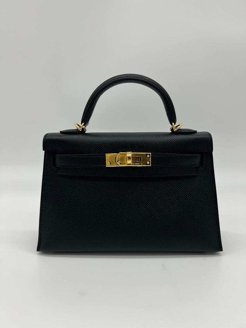 Kelly 20 Epsom Noir Gold Hardware Kelly 20 Epsom Noir Gold Hardware