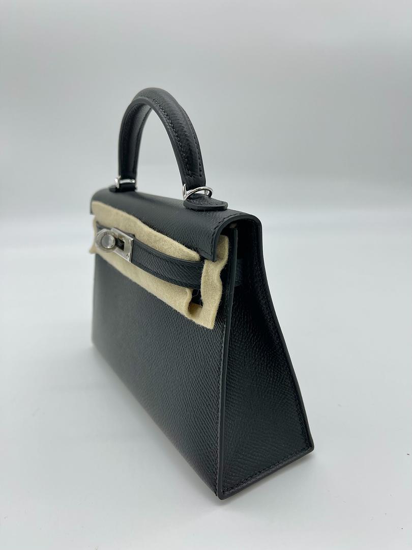 Kelly 20 Epsom Noir Palladium Hardware Kelly 20 Epsom Noir Palladium Hardware