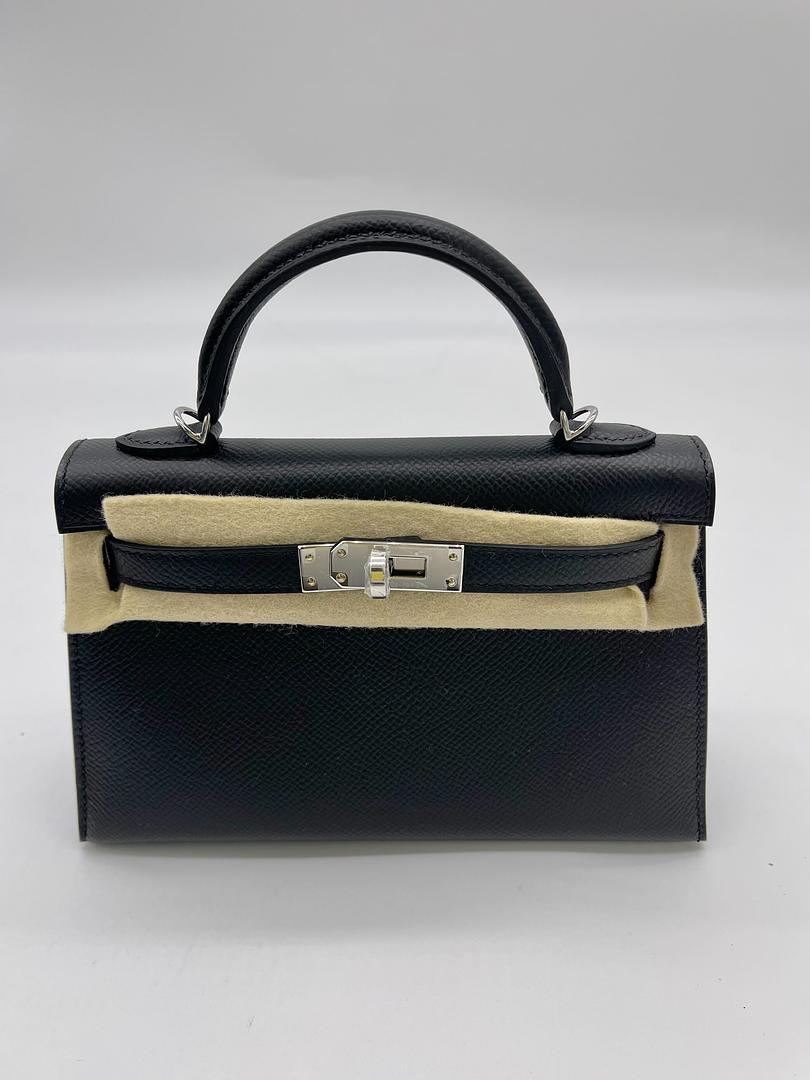 Kelly 20 Epsom Noir Palladium Hardware Kelly 20 Epsom Noir Palladium Hardware